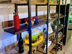 面包甜点陈列柜-九万士多港式海鲜粥底火锅(回龙观店)