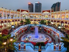 -佛罗伦萨小镇广佛名品奥特莱斯(疏港路店)