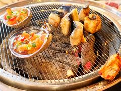 -围炉肉舍•炭烤活鳗•丹东海鲜烤肉(步行街店)