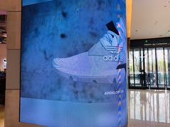 -阿迪达斯(武林银泰三叶草店)