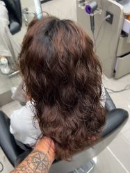 -摩登时代美发沙龙