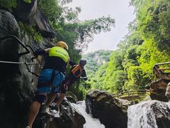 -华蓥山天意谷景区