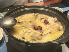 菌临天下-香巴拉云南餐厅(华莱坞店)