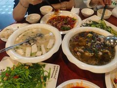 -将就吃农家特色土菜馆