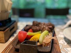 -穹六人间 people 6(岳阳路店)