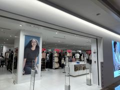-优衣库(广州天河领展广场店)