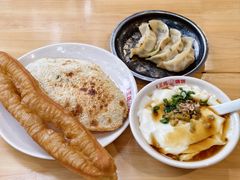 糖烧饼-文武王氏烧饼·无矾油条(西溪路店)