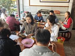 -莉安酸牛肉早点