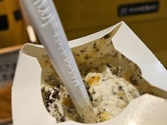 -麦当劳(展览馆店)