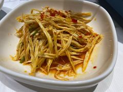 -靓虾二哥长沙地标小龙虾(五一广场店)