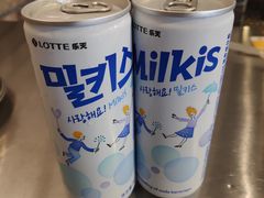 牛奶汽水-富乐满韩国正宗炸鸡韩国料理(虹泉路店)