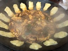 地锅鸡中辣-农家老土灶