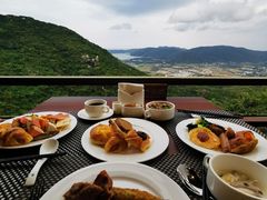 -三亚亚龙湾人间天堂鸟巢度假村
