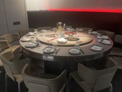 -伴山牛贵州黄牛肉火锅·苗疆非遗艺术餐厅(上海首店)