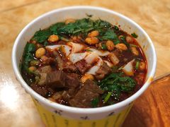 牛腩牛肚-覃肥叔桂林米粉(粮道街店)