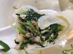 菜肉大馄饨-常鲜德乐购迎桂馒头店(麻巷公寓店)
