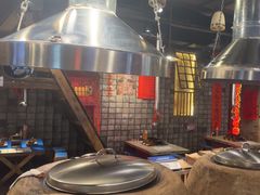 -破瓦寒窑·地摊烤羊排