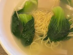 -大中华希尔顿酒店-念自助餐·嗨啤·小龙虾