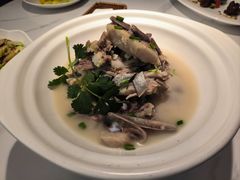 -荷塘秋月·本帮江浙菜(国权路店)