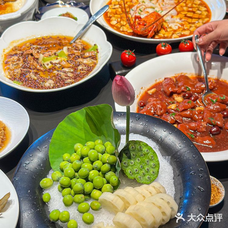 在省博这家湖北菜！吃到了越王勾践剑