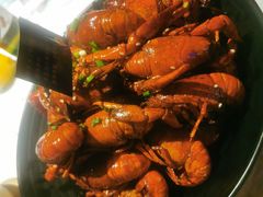 -巴厘龙虾·榜首油焖大虾(音乐学院·沿江酒馆店)