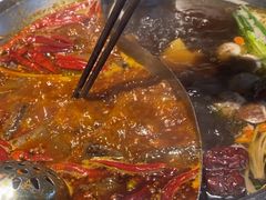 -茅草房·河畔园林火锅