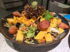 芒果香肠沙拉-BE BRIGHT KITCHEN(正佳广场店)
