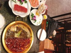 -小天鹅火锅·一线江景洪鼎旗舰店(洪崖洞店)