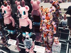 -泡泡玛特POPMART(侨福芳草地店)