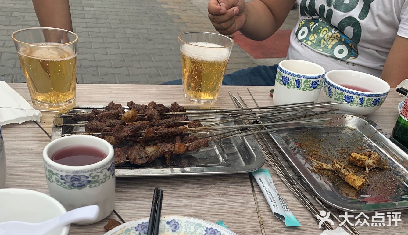 先说几个我吃了比较好吃的 第一个金针菇 烤的真的不错