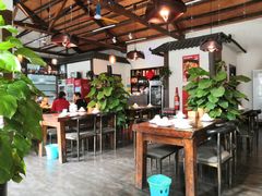 大堂-东家小院金汤酸菜鱼(南阳路店)