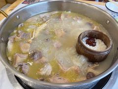 -朴小妹人参鸡汤火锅(长白山万达店)
