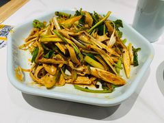 -饭饱香土碗菜(新科店)