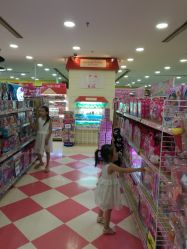 -玩具反斗城(正大广场店)