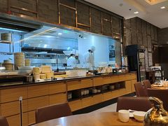 -乐忻皇朝(上海中心大厦店)