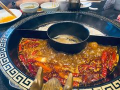 -重庆德庄火锅(体育中心店)