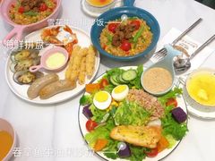 -丽莎沙拉轻食餐厅(国贸店)