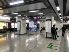 -闸弄口(地铁站)