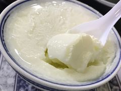 冻双皮奶-百花传统甜品店(原址店)