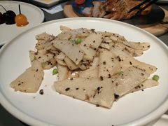 松露酱炒笋尖-小大董·烤鸭(观景餐厅·南京西路店)