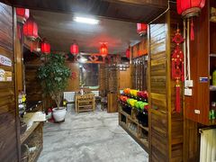 -果松木炭酸菜铜火锅·外婆参鸡汤