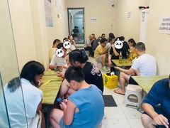 等位区-野火鲜货烧烤(河边小院店)