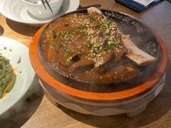 招牌田园火焰牛肋骨-蜜桃餐厅·伴山(湖滨商业街店)