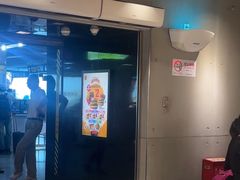 -麦当劳(中山公园龙之梦店)