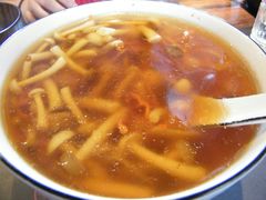 云南野生菌绘汤-大理岛·精品云南菜·音乐餐厅
