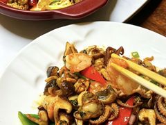 -鑫渔港海鲜本地菜·山海关浑锅(东戴河店)