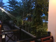 -Neary Khmer Restaurant