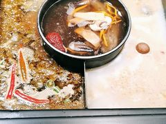 -老牌坊云南鱼豆花火锅(嵩山店)