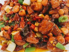 宫爆鸡丁-柏合黄记豆腐皮饭店