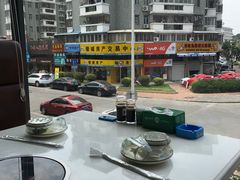 -鑫悦楼煎蟹·16年海鲜大排档
